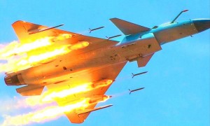 霹雳-15导弹有效射程突破200公里，改进型号更被推测超过400公里