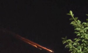 多地夜空现不明飞行物，博主：1985年苏联发射侦查卫星再入大气层烧毁